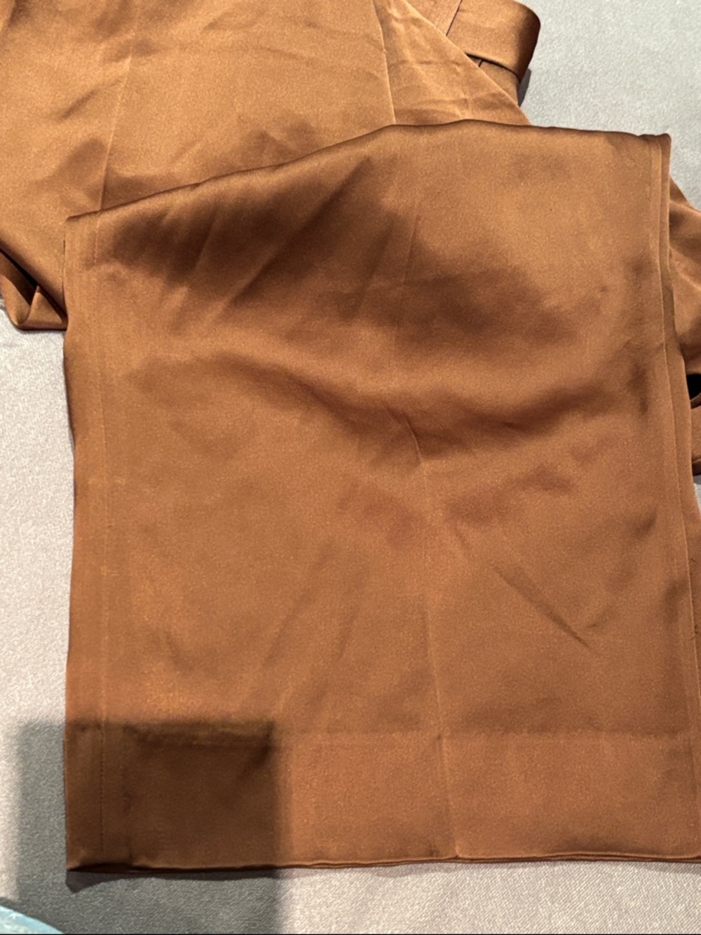 COS Wide-Leg High-Rise satin Trousers in Brown in size 2 - Picture 9 of 10